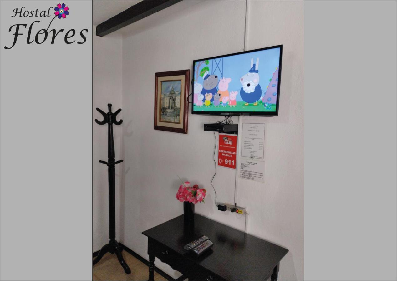 Hostal Flores Quito Esterno foto